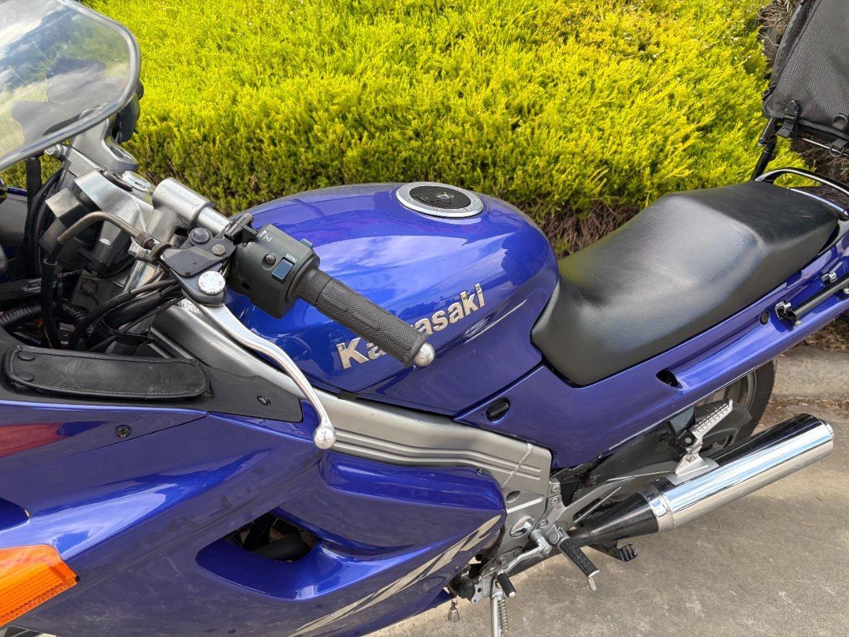 2002 KAWASAKI ZZ-R250 (EX250) ROAD