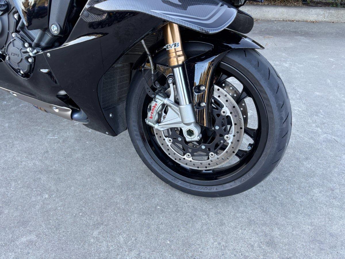 2025 YAMAHA YZF-R1 SPORTS