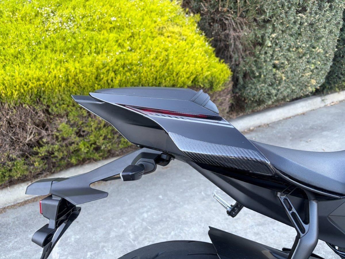 2025 YAMAHA YZF-R1 SPORTS