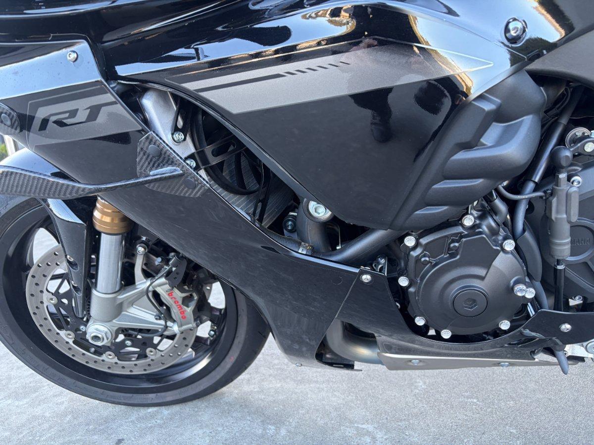2025 YAMAHA YZF-R1 SPORTS