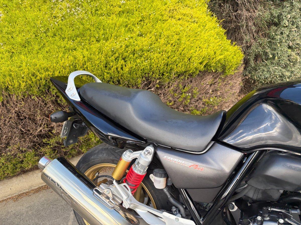 2011 HONDA CB400 ROAD