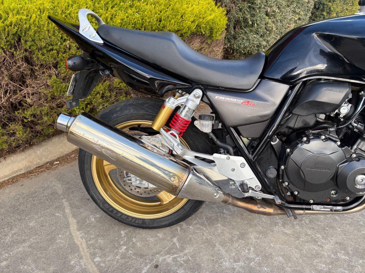 2011 HONDA CB400 ROAD