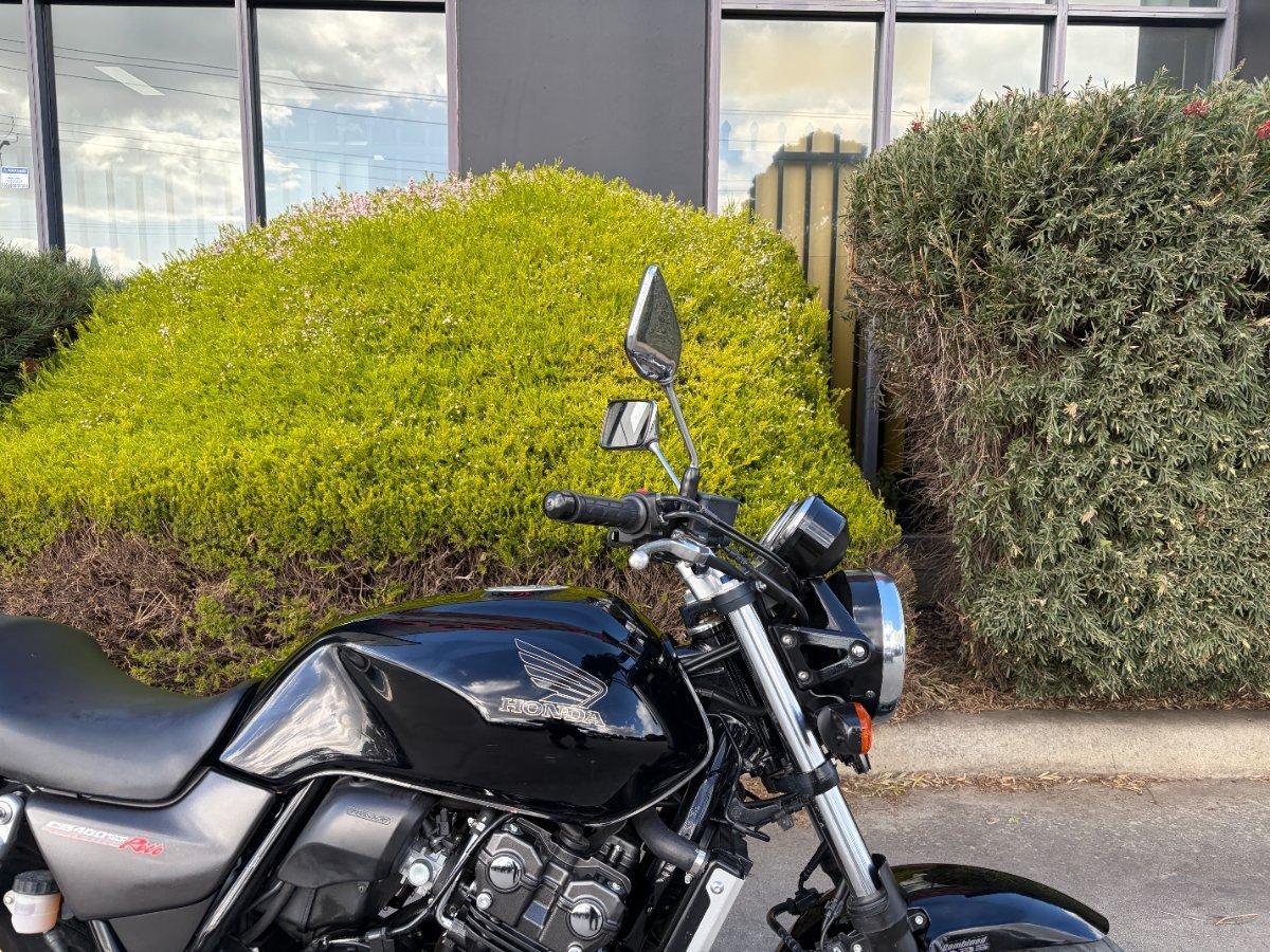 2011 HONDA CB400 ROAD