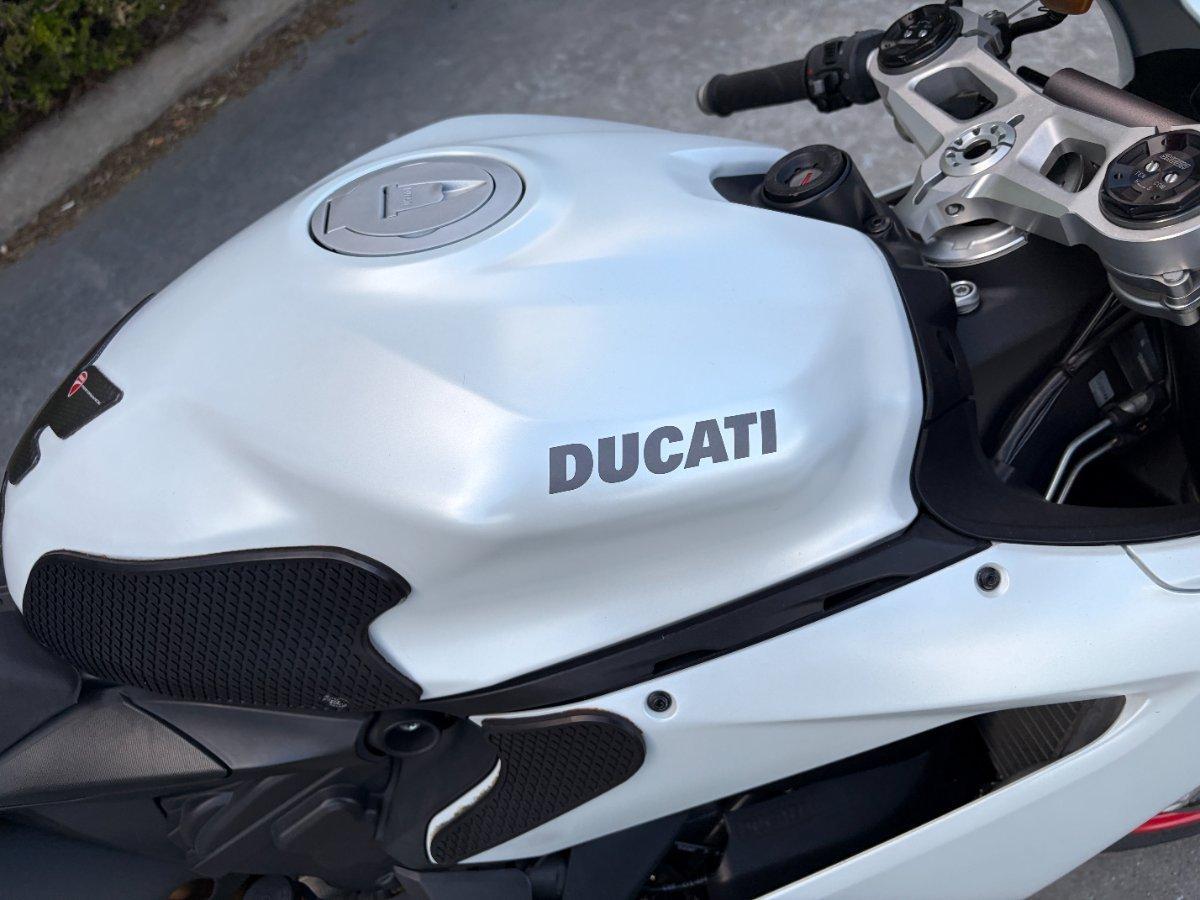 2018 DUCATI 959 PANIGALE (WHITE) SPORTS