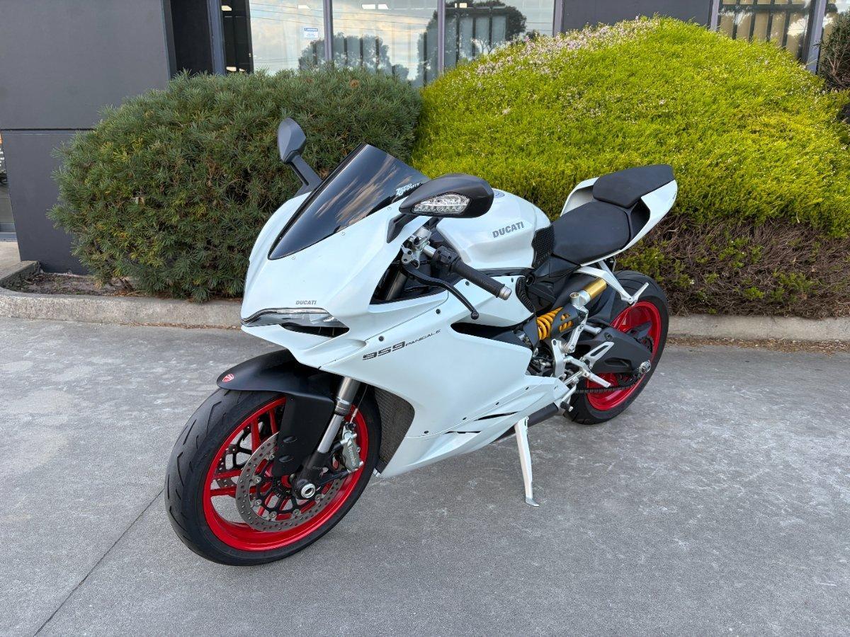 2018 DUCATI 959 PANIGALE (WHITE) SPORTS