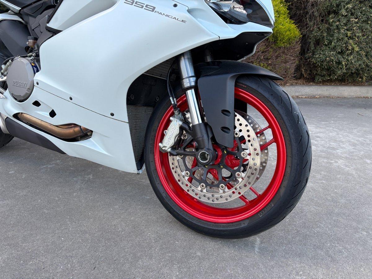 2018 DUCATI 959 PANIGALE (WHITE) SPORTS
