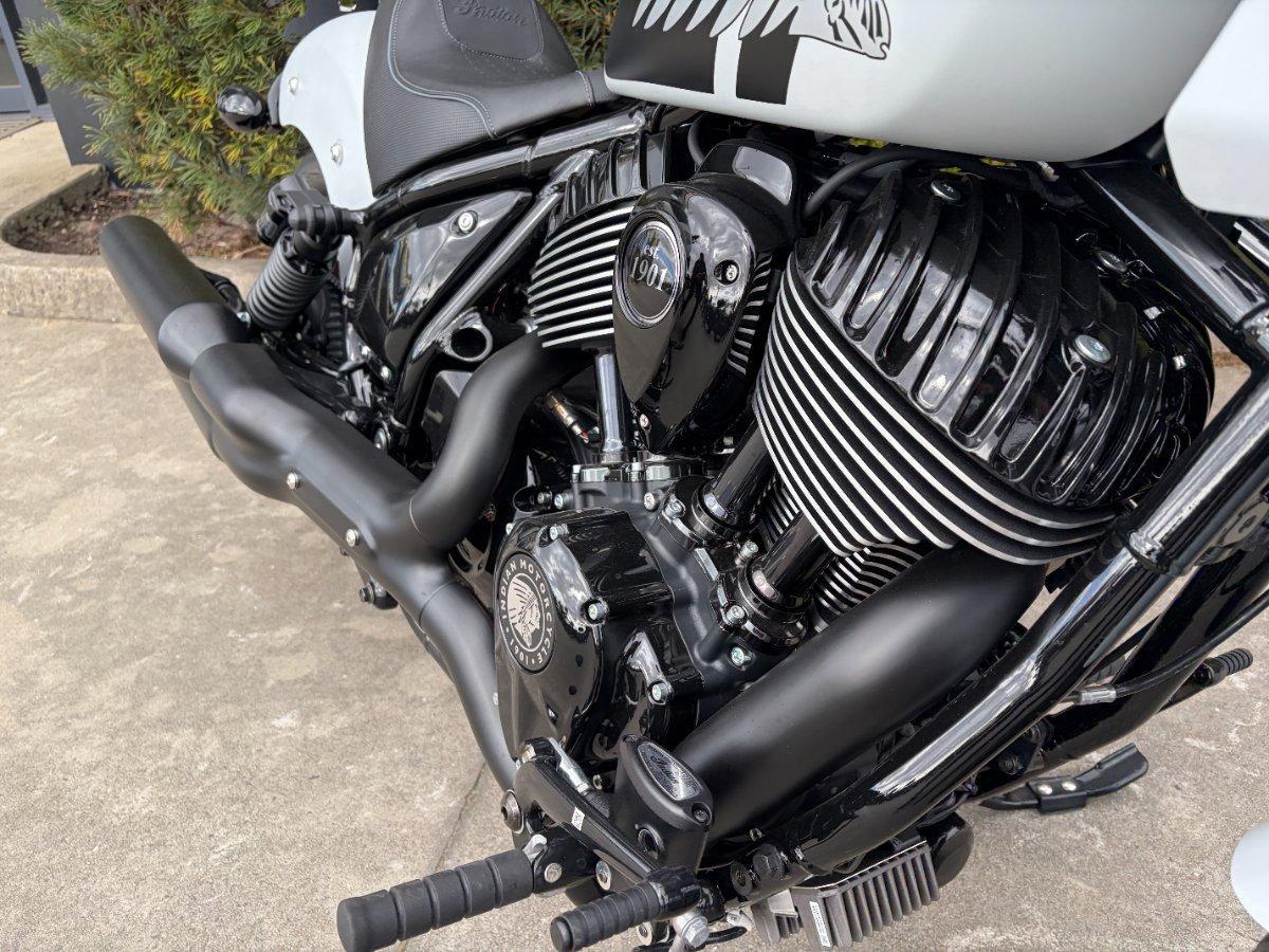 2025 INDIAN SPORT CHIEF CRUISER