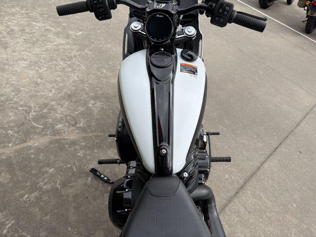 2025 INDIAN SPORT CHIEF CRUISER