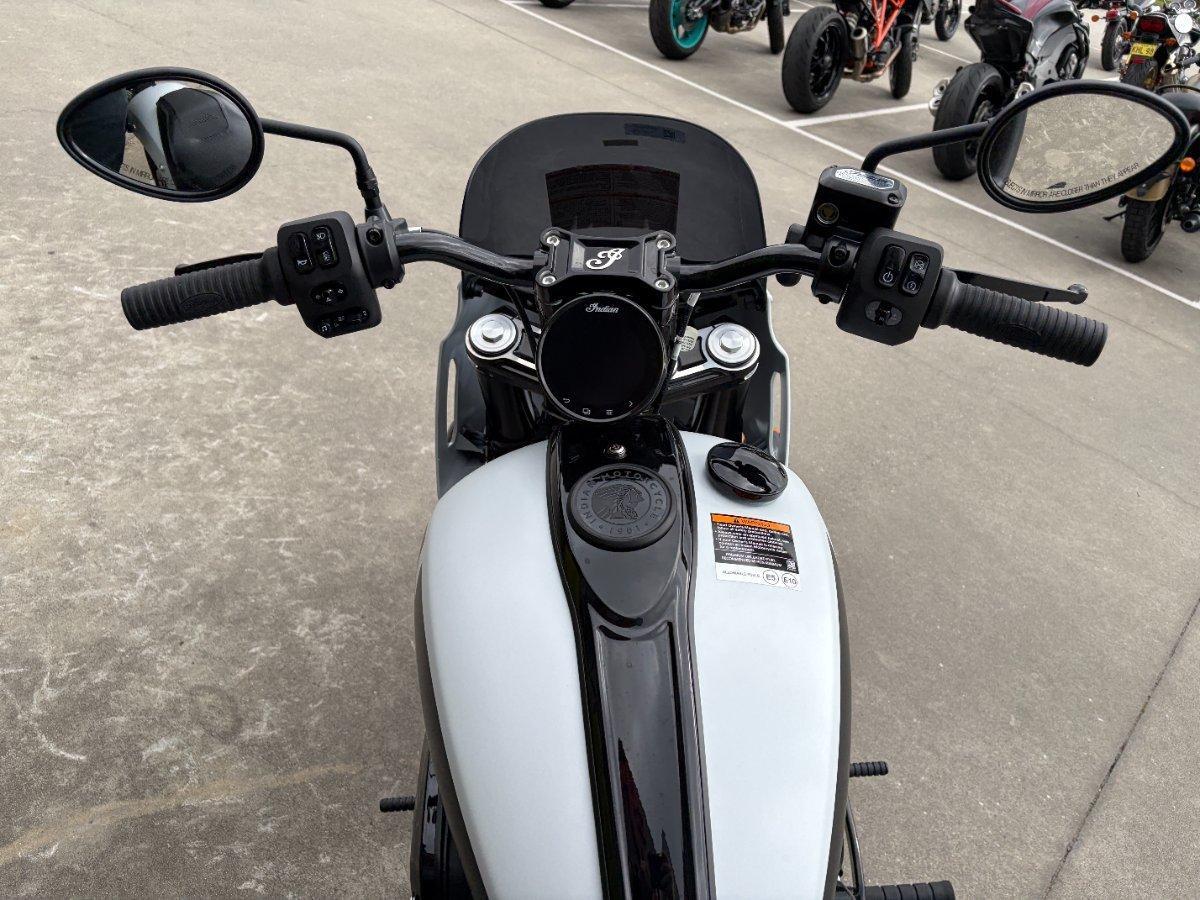 2025 INDIAN SPORT CHIEF CRUISER