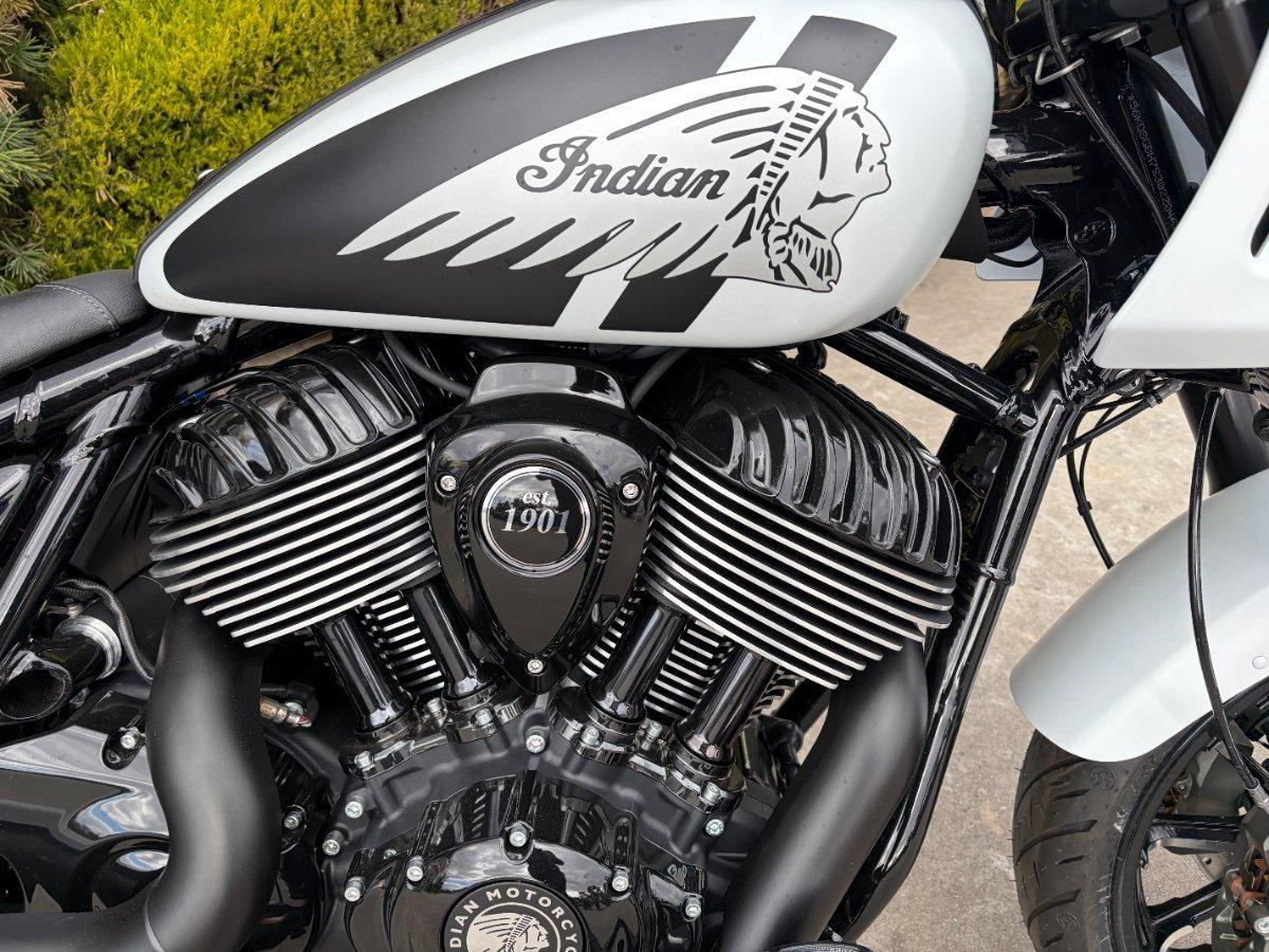 2025 INDIAN SPORT CHIEF CRUISER