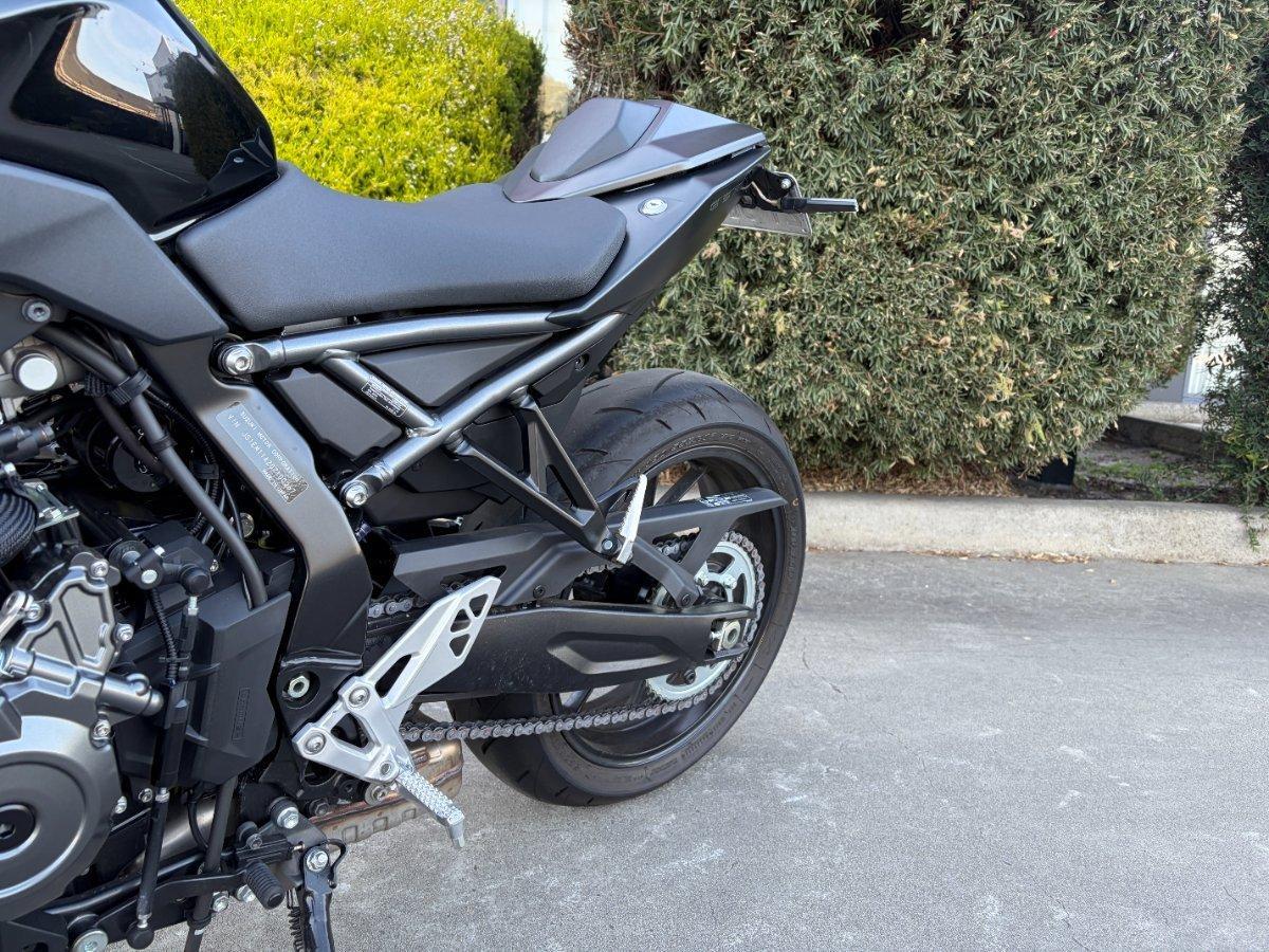 2023 SUZUKI GSX-8S ROAD