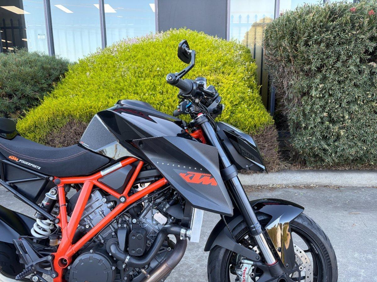 2014 KTM 1290 SUPER DUKE R SPORTS