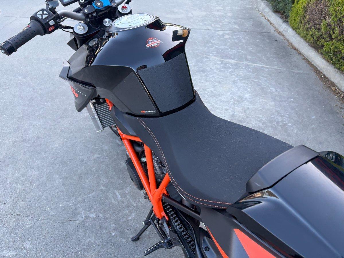 2014 KTM 1290 SUPER DUKE R SPORTS