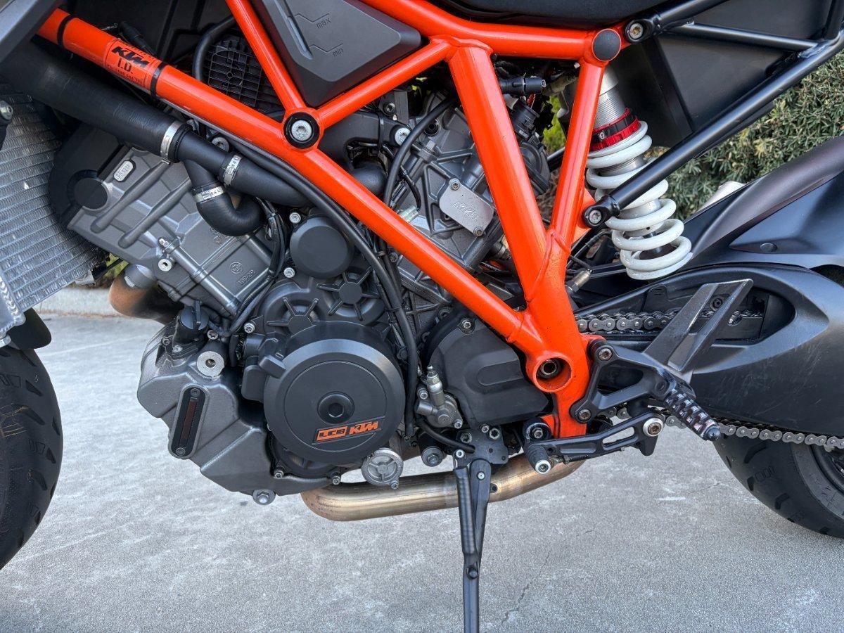 2014 KTM 1290 SUPER DUKE R SPORTS