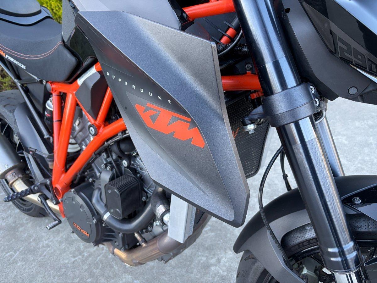 2014 KTM 1290 SUPER DUKE R SPORTS