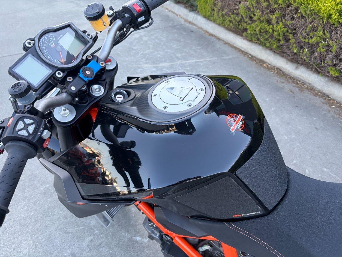 2014 KTM 1290 SUPER DUKE R SPORTS
