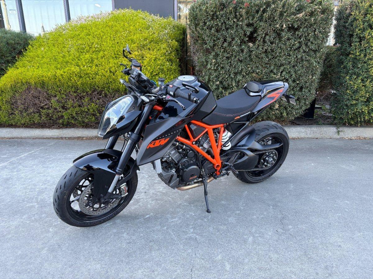 2014 KTM 1290 SUPER DUKE R SPORTS