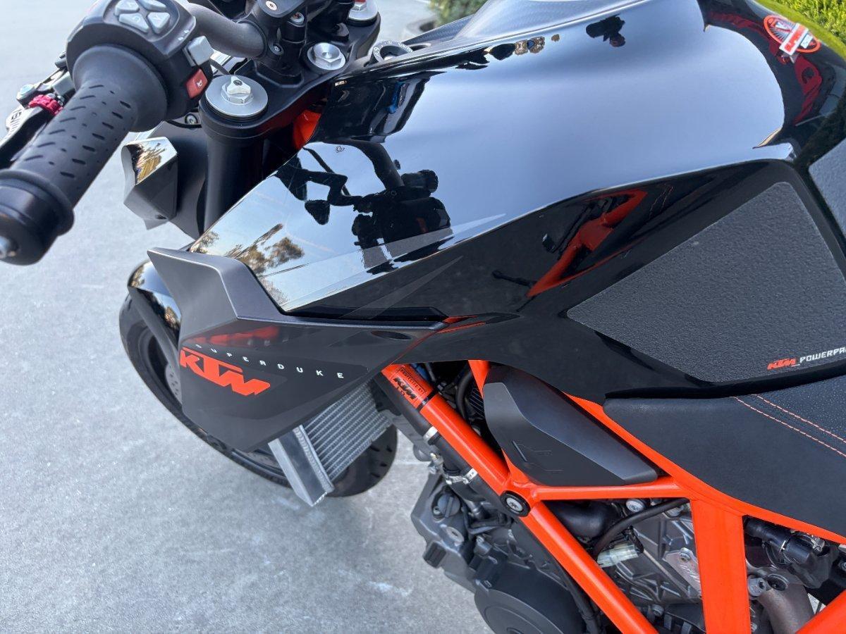 2014 KTM 1290 SUPER DUKE R SPORTS