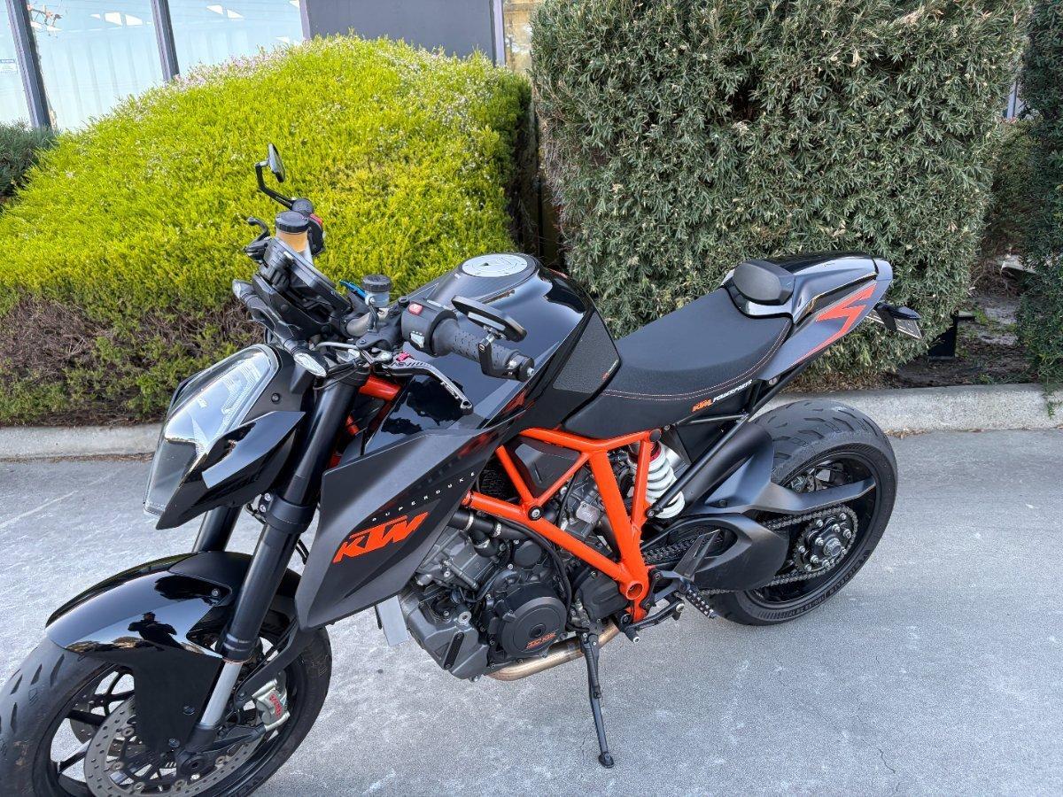 2014 KTM 1290 SUPER DUKE R SPORTS