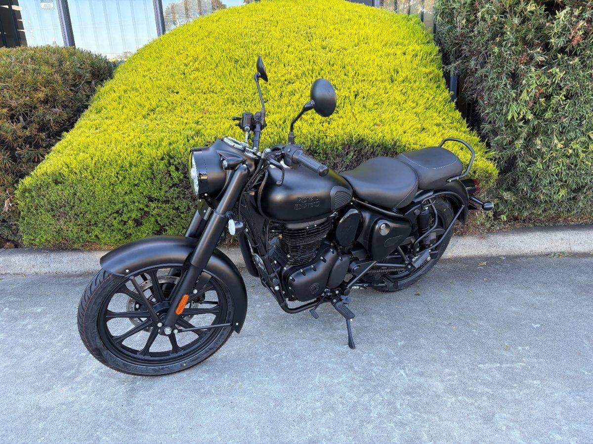 2026 ROYAL ENFIELD CLASSIC 350 DARK ROAD