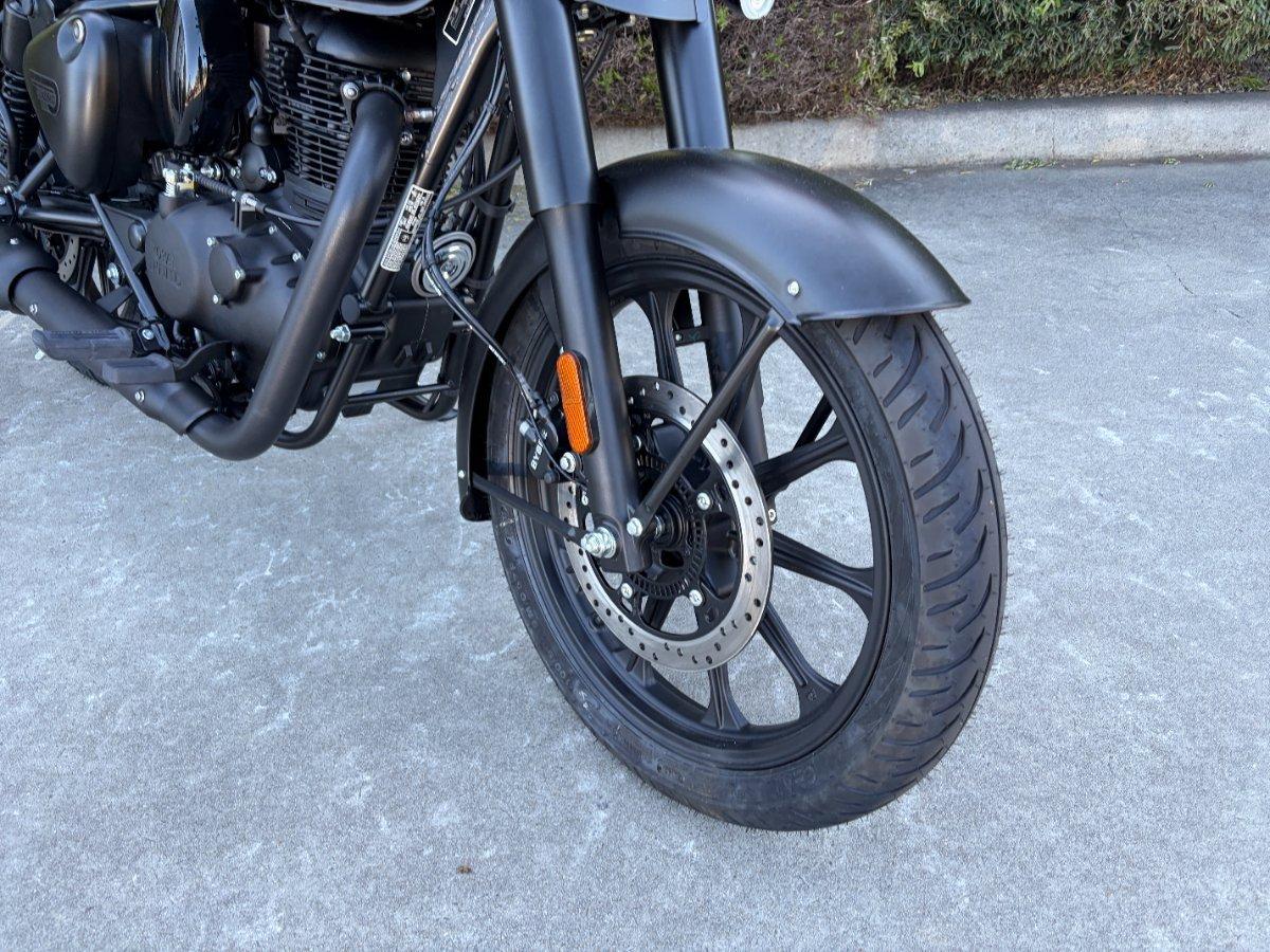 2026 ROYAL ENFIELD CLASSIC 350 DARK ROAD
