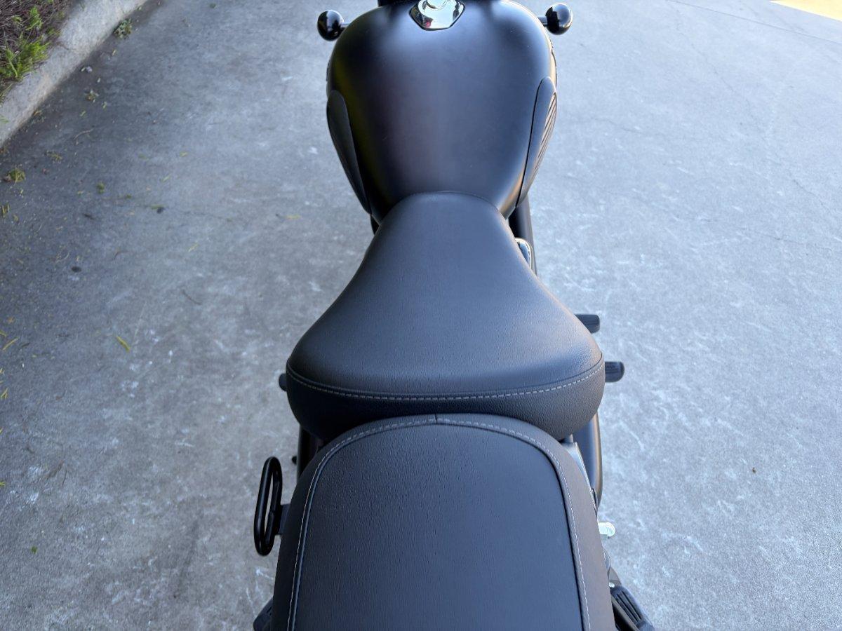 2026 ROYAL ENFIELD CLASSIC 350 DARK ROAD