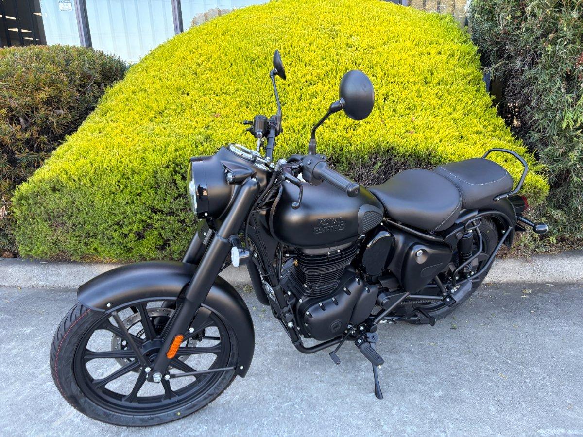 2026 ROYAL ENFIELD CLASSIC 350 DARK ROAD