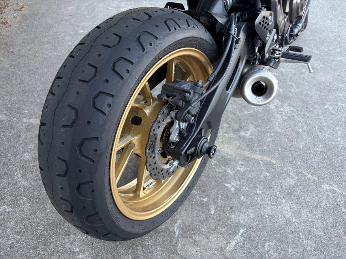 2021 YAMAHA XSR700 ROAD