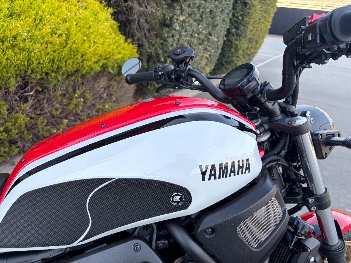 2021 YAMAHA XSR700 ROAD
