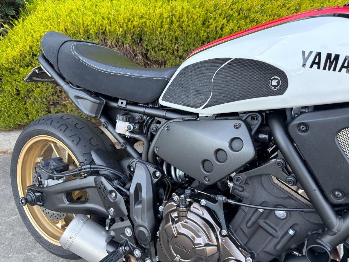 2021 YAMAHA XSR700 ROAD