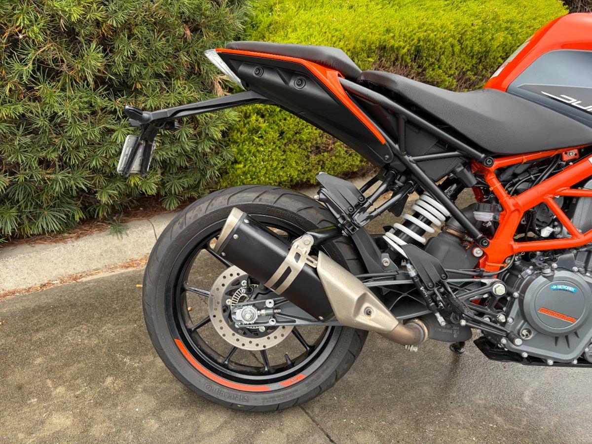 2023 KTM 390 DUKE ROAD