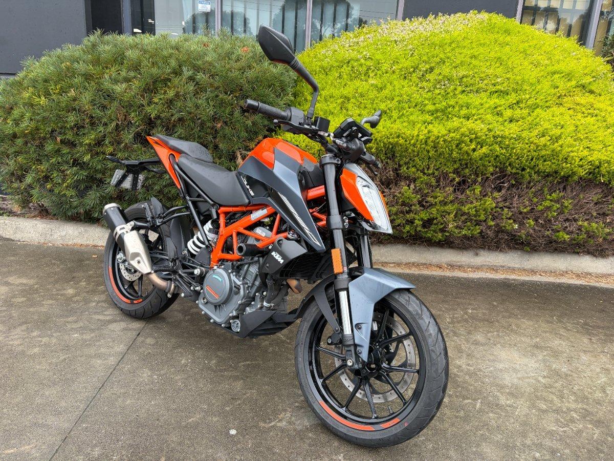 2023 KTM 390 DUKE ROAD