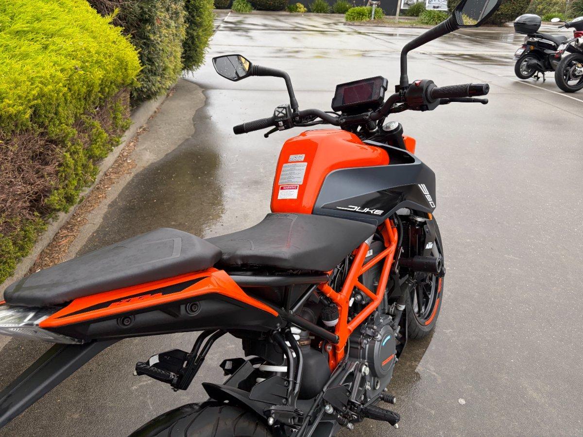 2023 KTM 390 DUKE ROAD