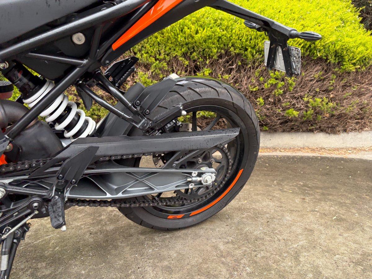 2023 KTM 390 DUKE ROAD