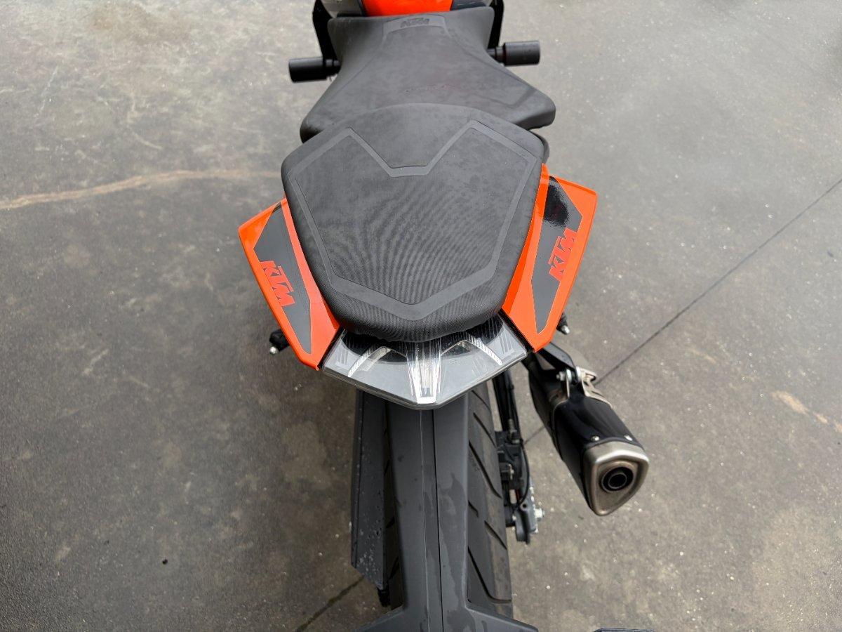 2023 KTM 390 DUKE ROAD