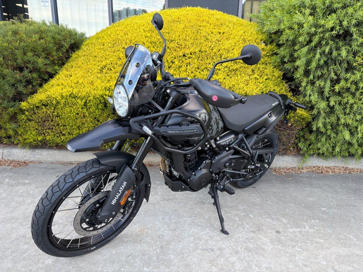 2026 ROYAL ENFIELD HIMALAYAN 450 MANA BLACK ED ROAD
