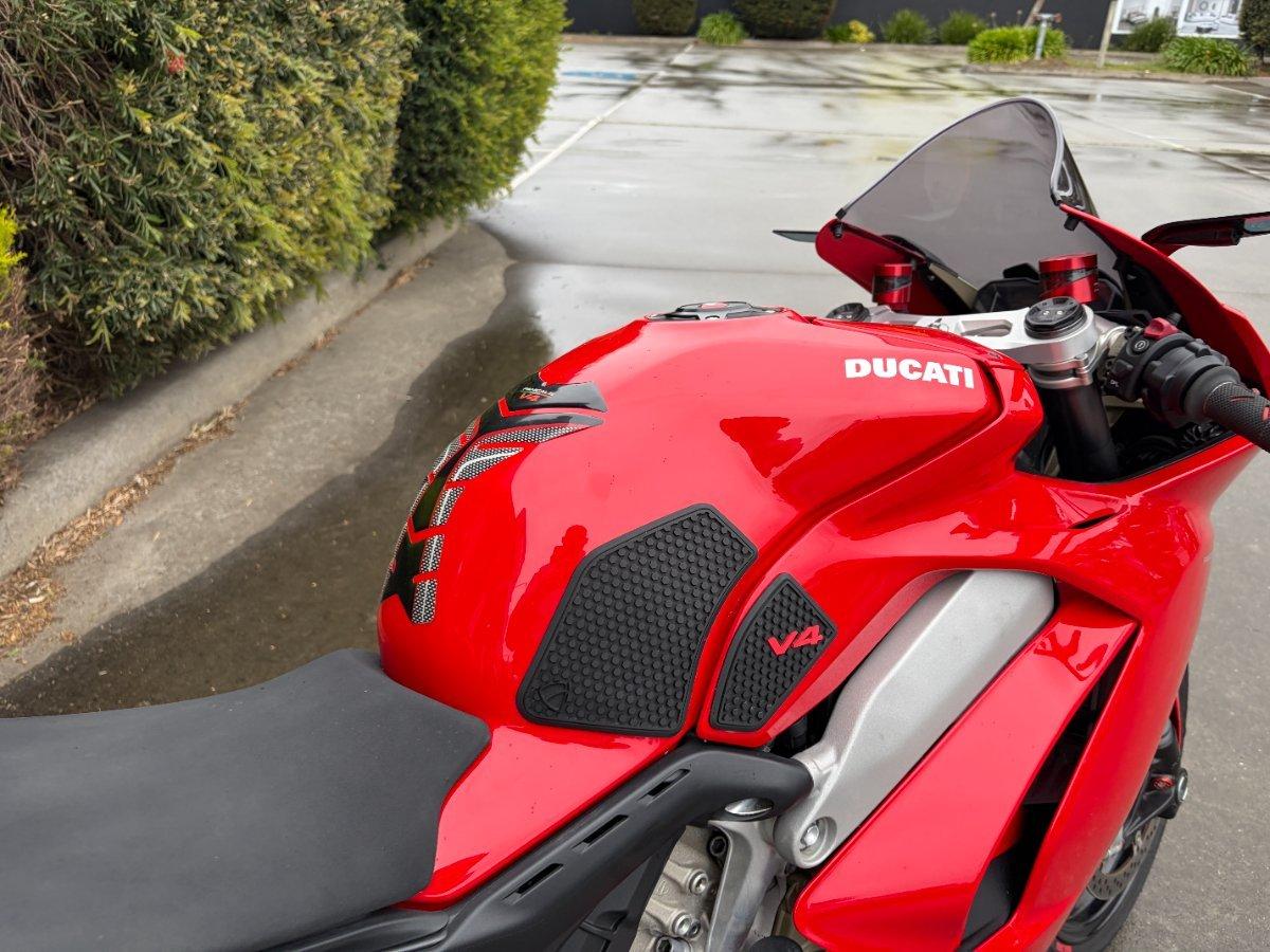 2019 DUCATI PANIGALE V4 SPORTS