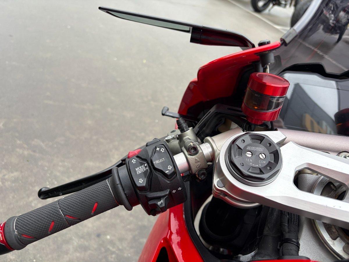2019 DUCATI PANIGALE V4 SPORTS