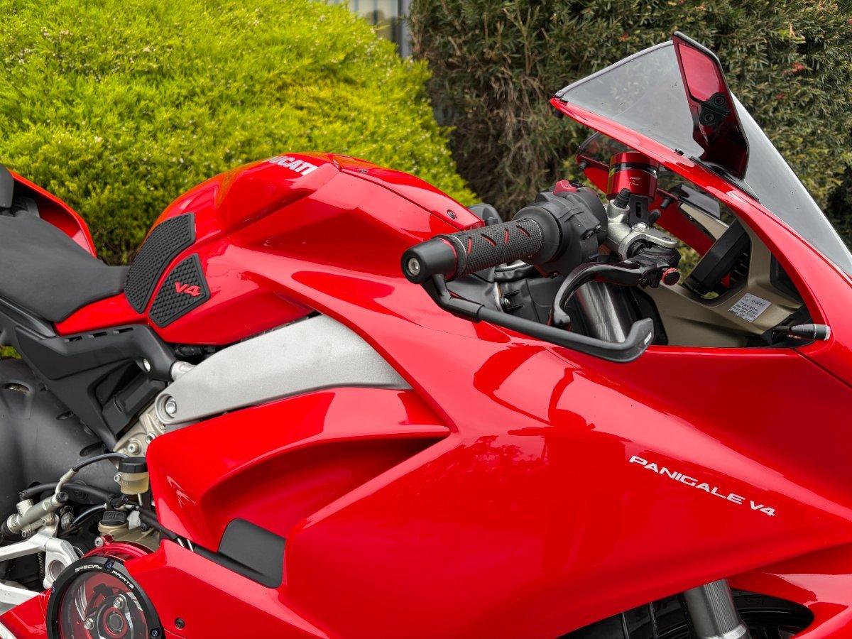 2019 DUCATI PANIGALE V4 SPORTS