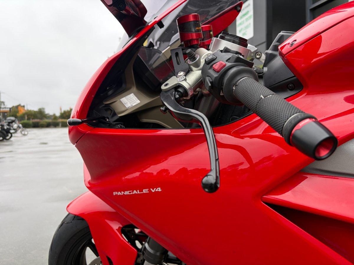 2019 DUCATI PANIGALE V4 SPORTS