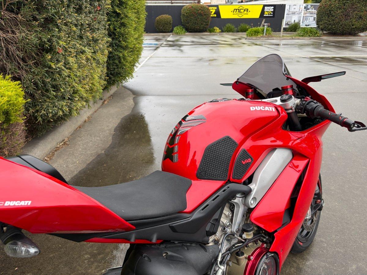 2019 DUCATI PANIGALE V4 SPORTS
