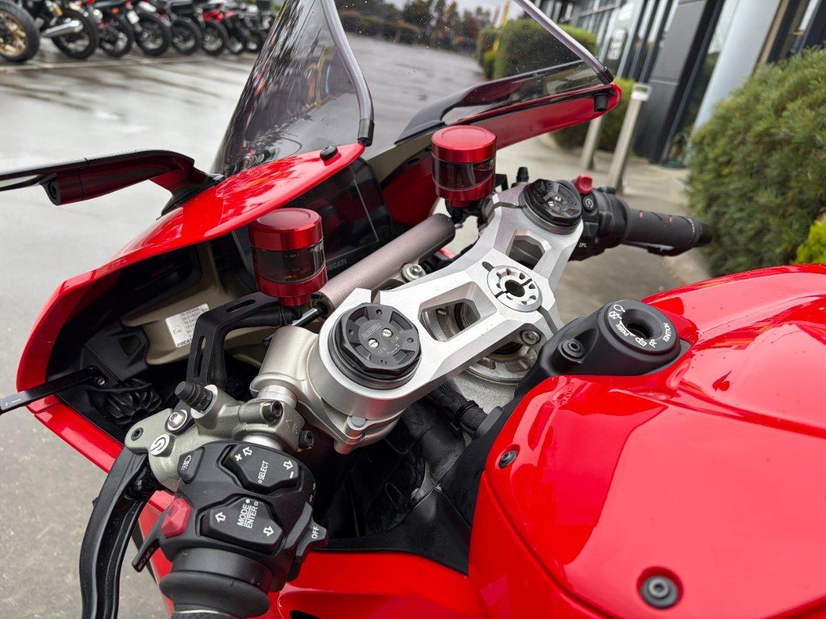 2019 DUCATI PANIGALE V4 SPORTS