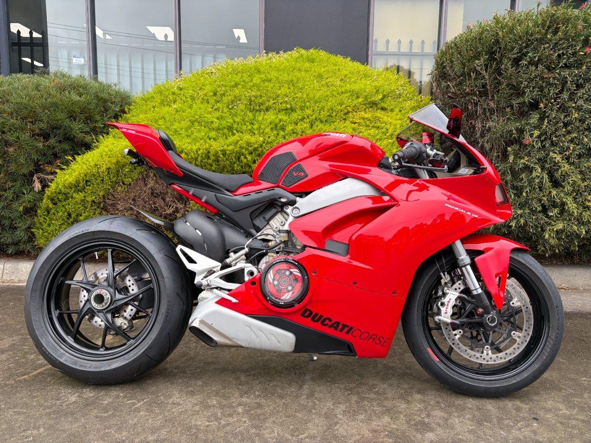 2019 DUCATI PANIGALE V4 SPORTS