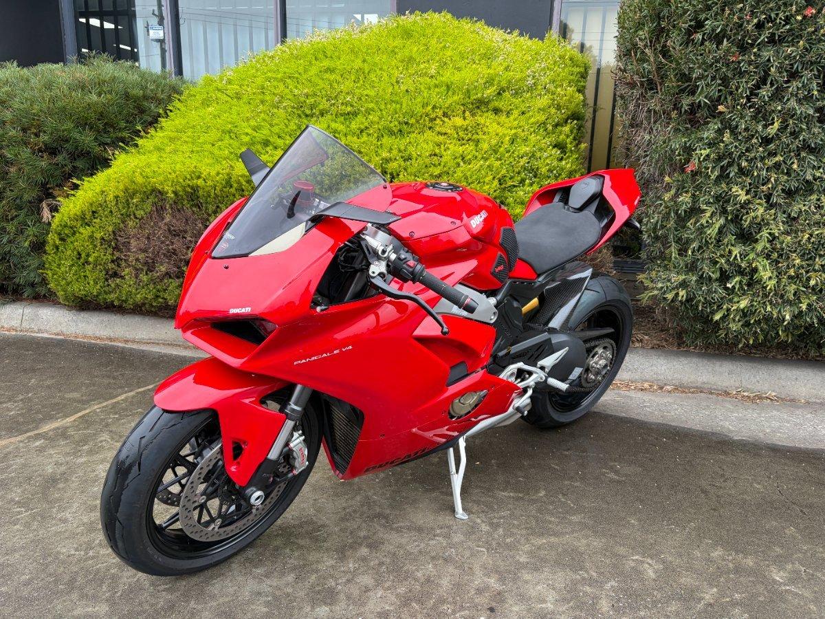 2019 DUCATI PANIGALE V4 SPORTS
