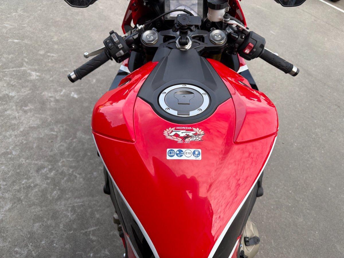 2017 HONDA CBR1000RRA (FIREBLADE) ABS SPORTS