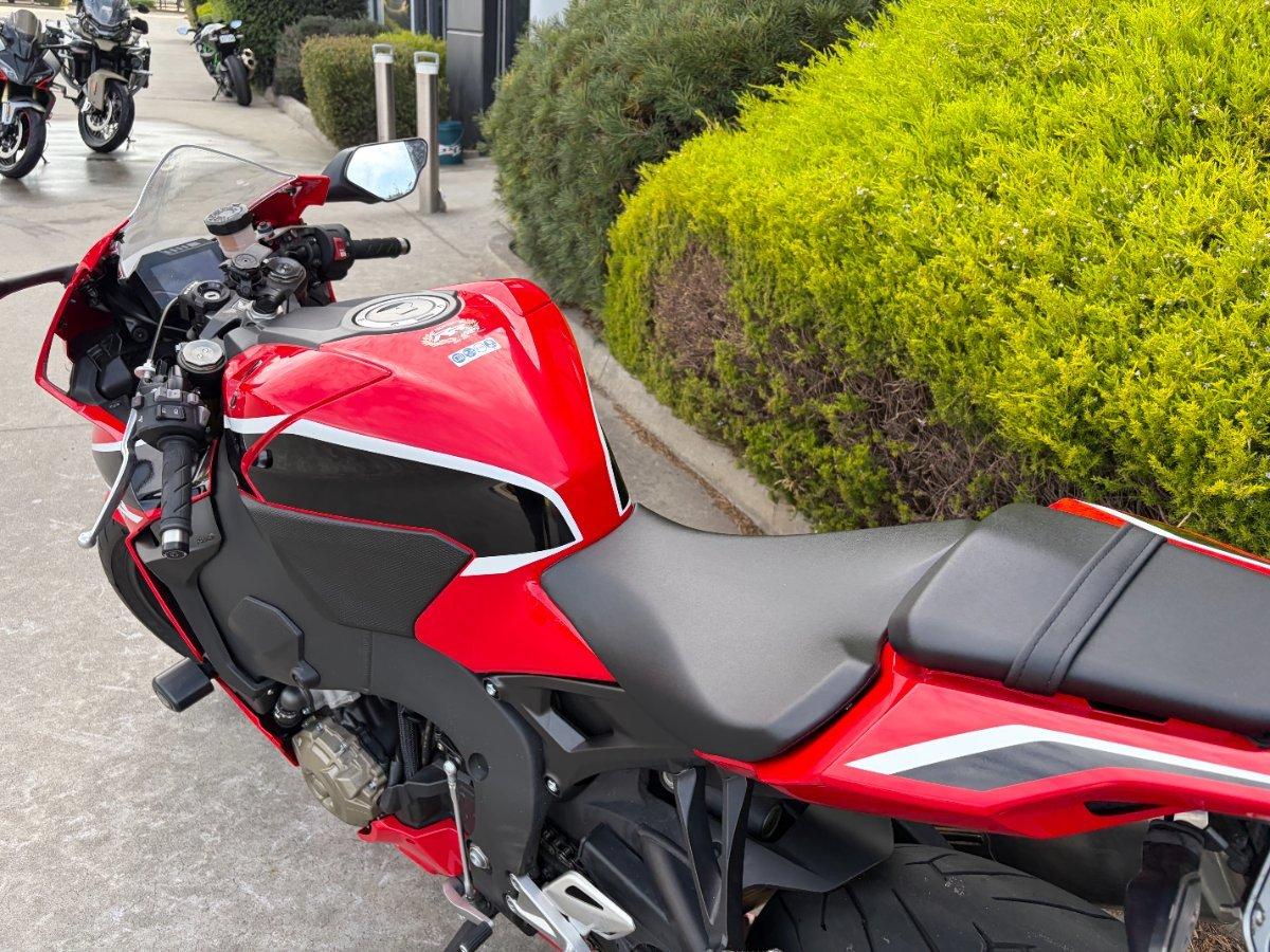 2017 HONDA CBR1000RRA (FIREBLADE) ABS SPORTS
