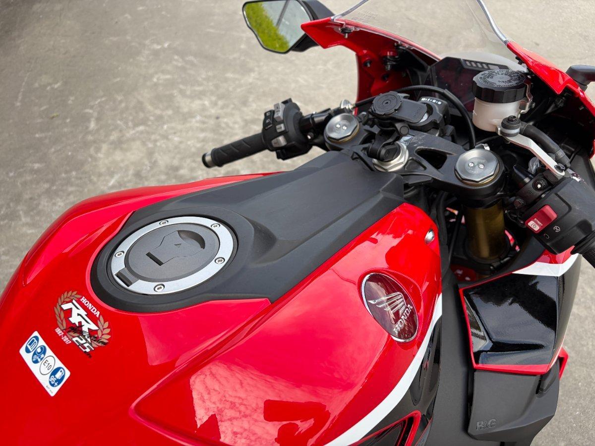 2017 HONDA CBR1000RRA (FIREBLADE) ABS SPORTS