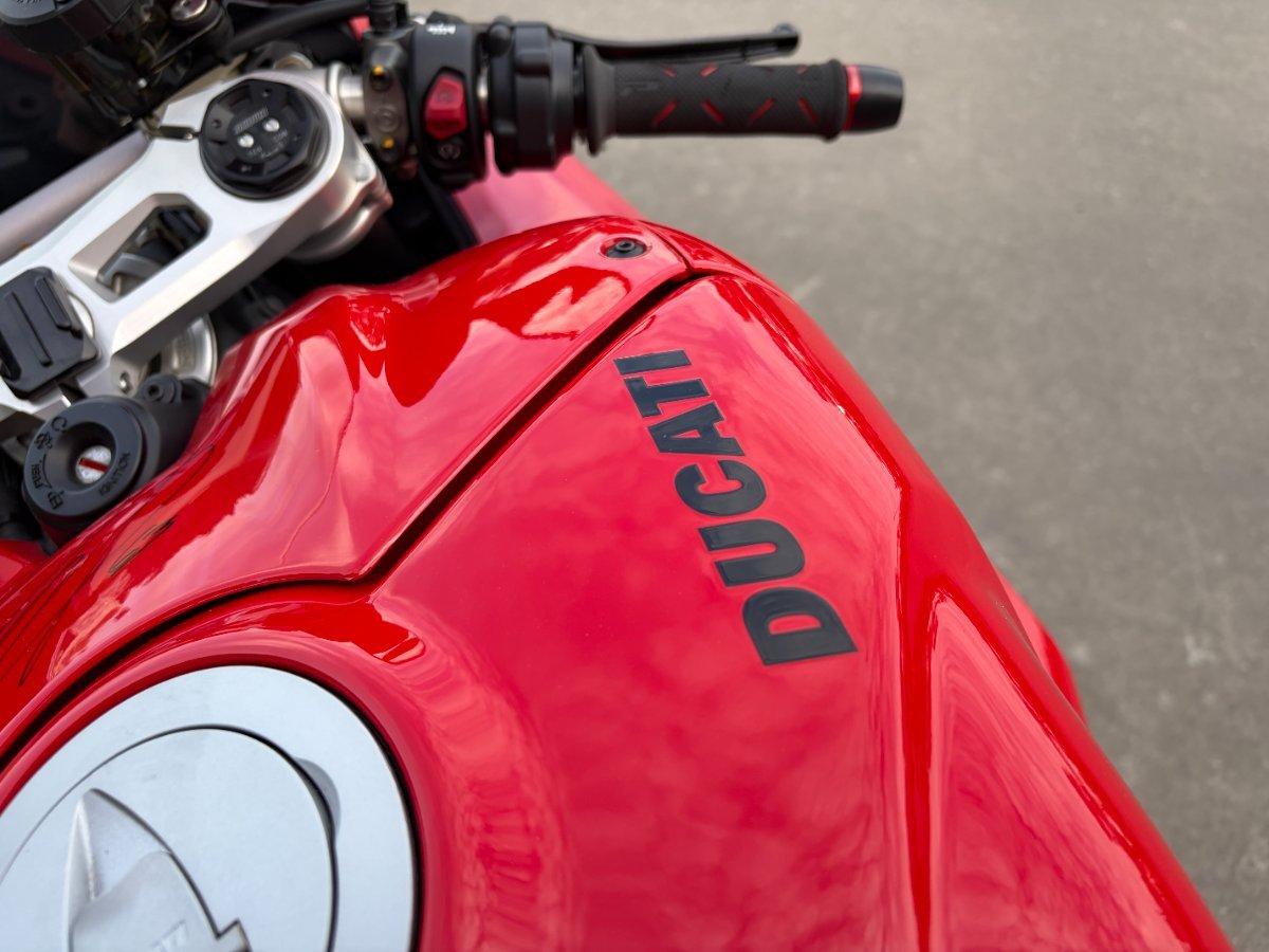 2022 DUCATI PANIGALE V4 SPORTS