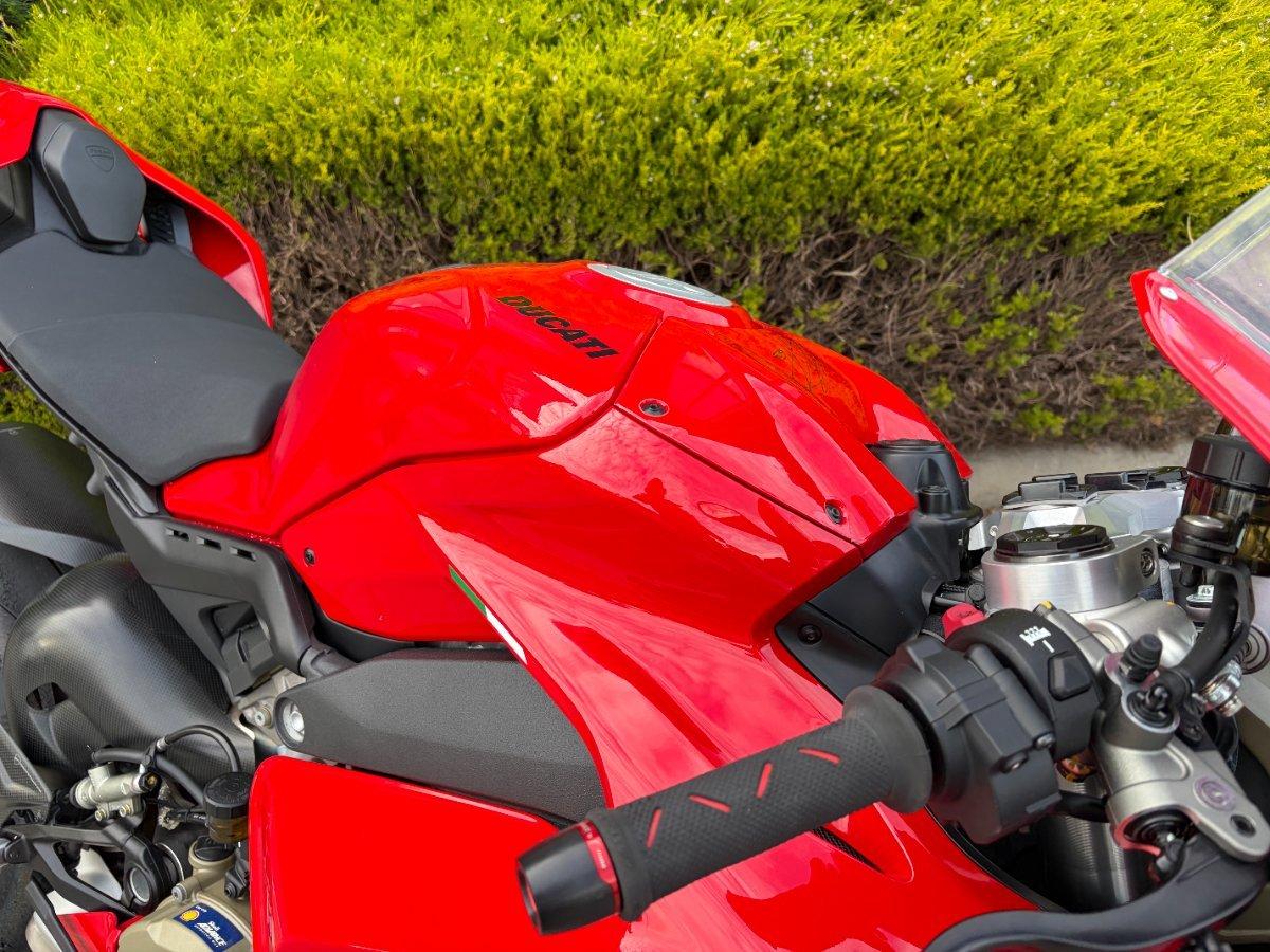 2022 DUCATI PANIGALE V4 SPORTS