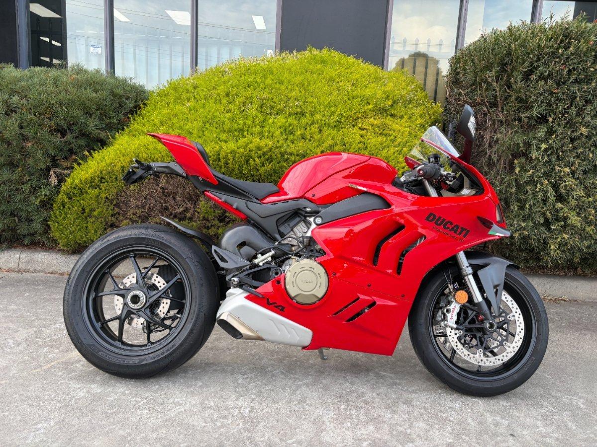 2022 DUCATI PANIGALE V4 SPORTS